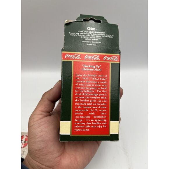 Coca Cola Town Square Stocking up Delivery Man 7980 1992 Collectibles CHRISTMAS - Picture 2 of 5